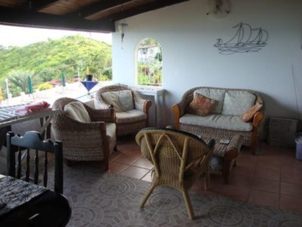 Attractive 2-Bed Apartment Stunning Sea View Dickenson Bay Екстериор снимка