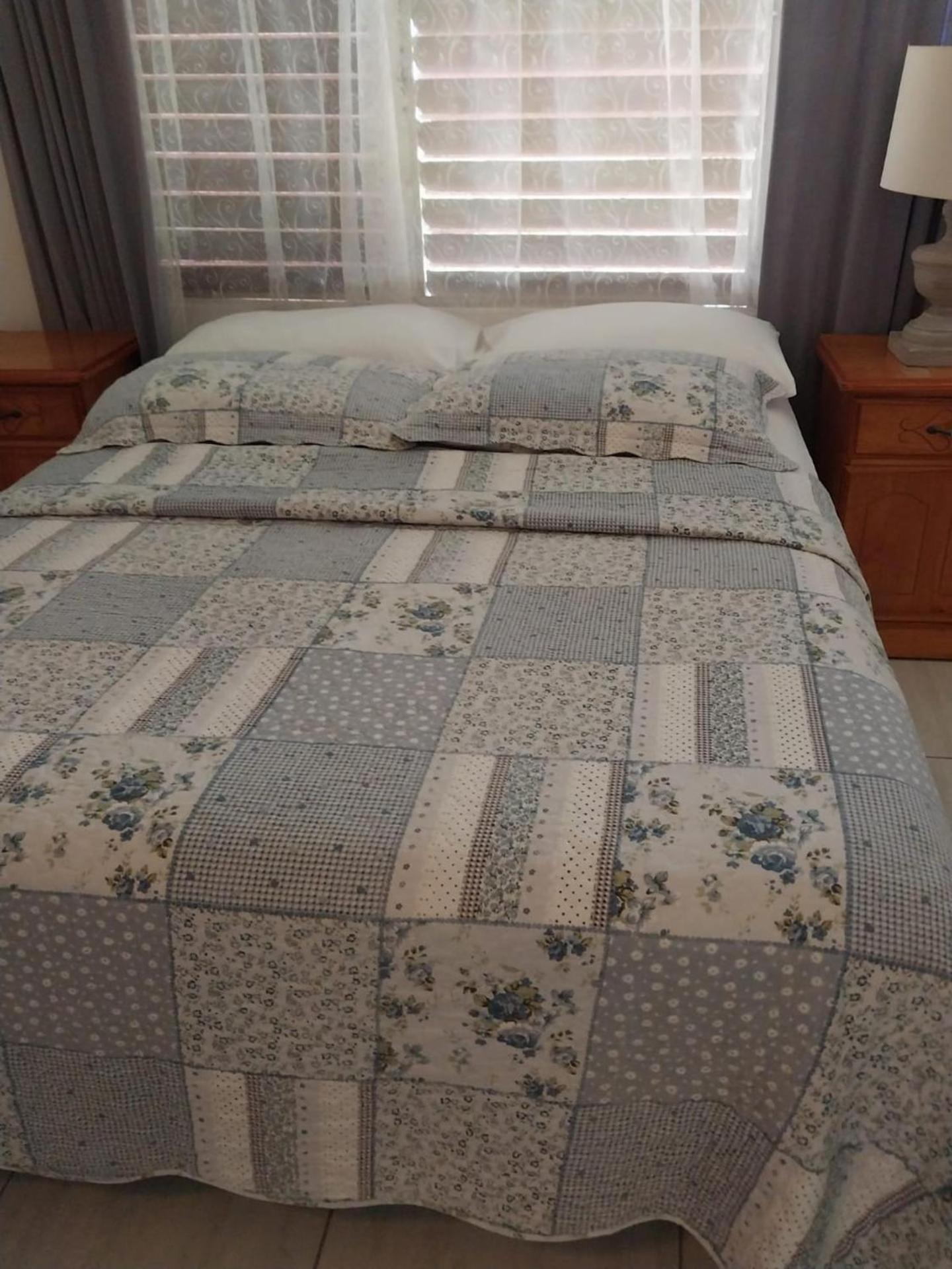 Attractive 2-Bed Apartment Stunning Sea View Dickenson Bay Екстериор снимка